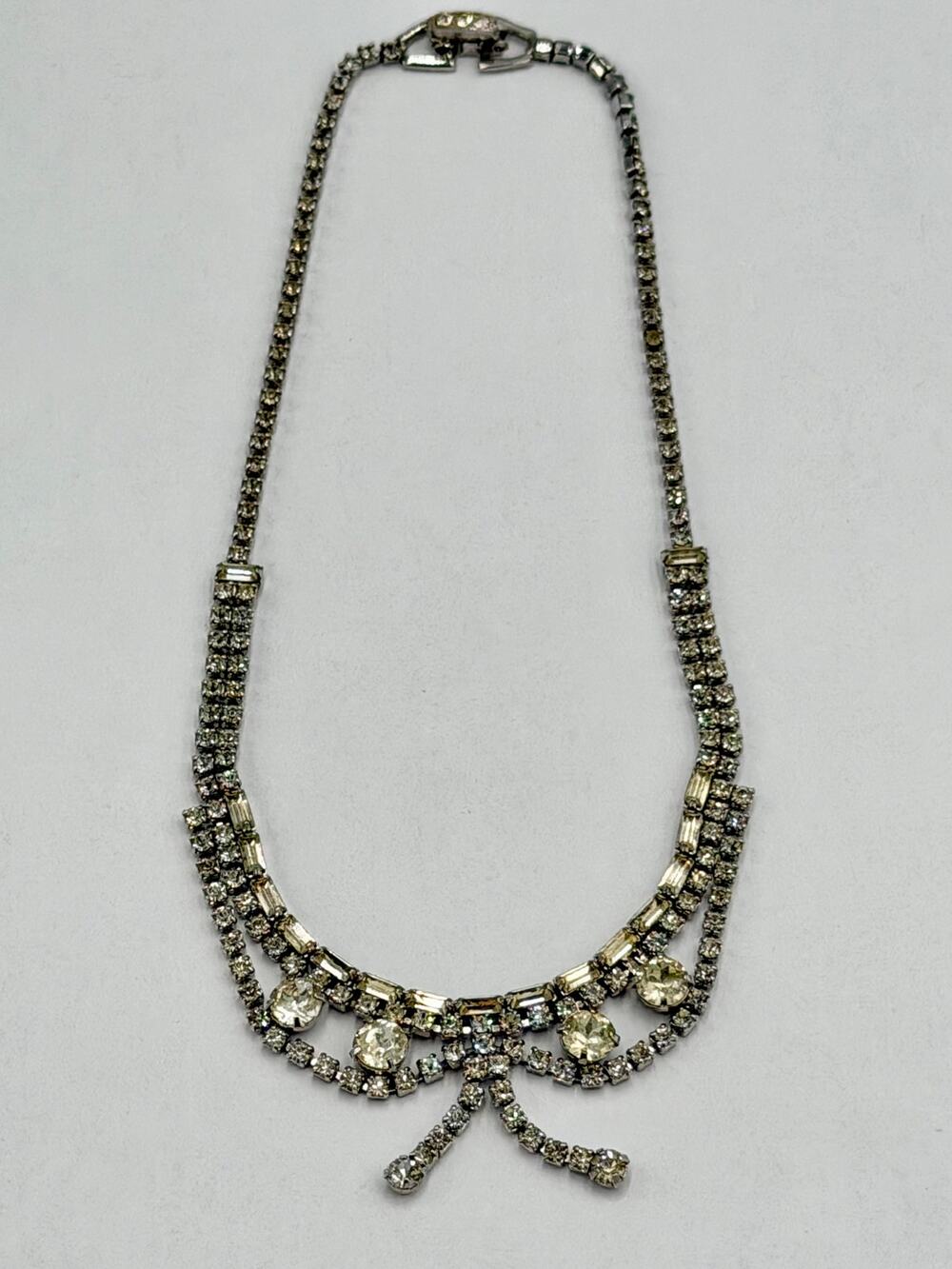 Vintage Signed WEISS Hollywood Glam Rhinestone Drop Choker Statement Necklace